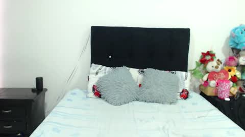 violeta  online show from February 6, 6:46 pm
