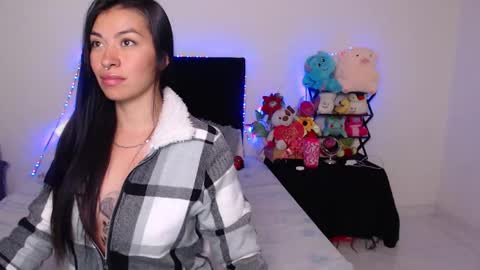 violeta  online show from February 7, 5:10 am