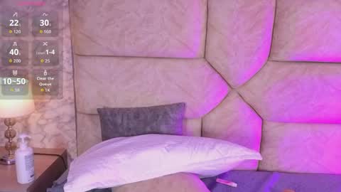 violett online show from May 16, 5:26 am