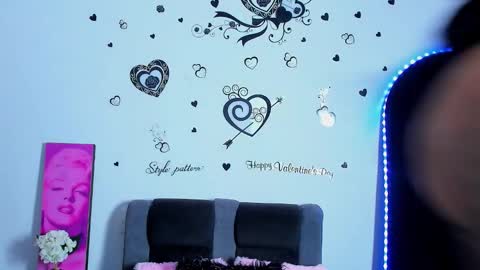 Snapshot of violett_froz chatting on March 7, 2:52 am Violeta froz online show from March 7, 2:52 am