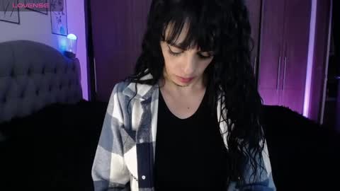 Snapshot of violett_hottie chatting on April 17, 4:59 am violett Independent model online show from April 17, 4:59 am