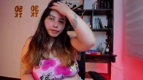 Violeta online show from June 17, 3:53 am