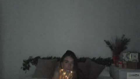 violetta_finch online show from December 25, 5:37 pm