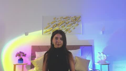 violetta_finch online show from May 4, 10:33 am