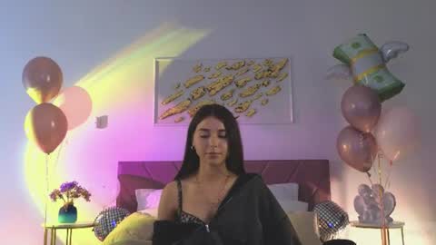 violetta_finch online show from June 16, 10:29 am