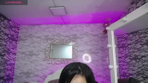 Snapshot of violetta_jhonson_v chatting on February 23, 1:10 pm Violetta online show from February 23, 1:10 pm