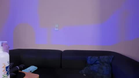 Snapshot of violetta_swift_ chatting on February 15, 7:51 am violetta independent model online show from February 15, 7:51 am