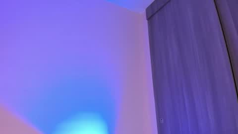 Snapshot of violetta_swift_ chatting on March 21, 8:19 am violetta independent model online show from March 21, 8:19 am
