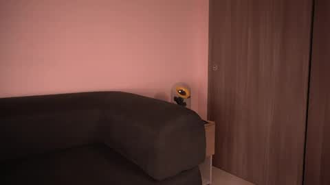 Snapshot of violetta_swift_ chatting on April 19, 3:06 am violetta independent model online show from April 19, 3:06 am