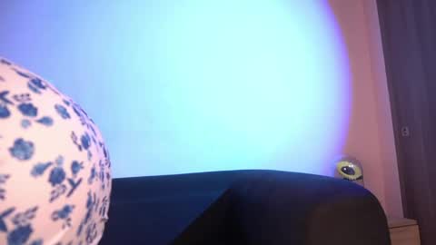 Snapshot of violetta_swift_ chatting on April 27, 3:04 am violetta independent model online show from April 27, 3:04 am