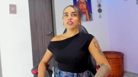 Violetta online show from November 25, 11:16 pm