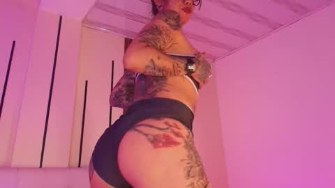 violettaalemida online show from January 18, 12:20 pm