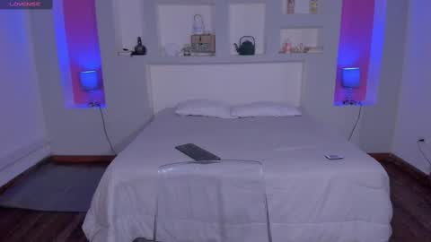 ViolettaBaker online show from September 18, 7:38 pm