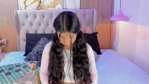 Snapshot of violettaruizz chatting on June 2, 11:01 am violettaruizz online show from June 2, 11:01 am