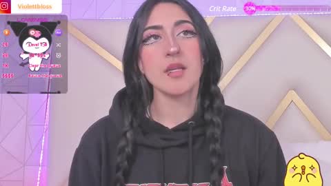 Snapshot of violettbloss chatting on December 28, 7:22 pm Violeta online show from December 28, 7:22 pm