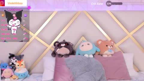 Snapshot of violettbloss chatting on January 22, 3:52 am Violeta online show from January 22, 3:52 am