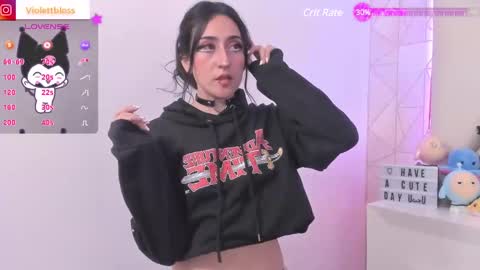 Snapshot of violettbloss chatting on February 5, 1:04 am Violeta online show from February 5, 1:04 am