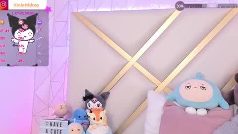 Snapshot of violettbloss chatting on February 19, 3:39 am Violeta online show from February 19, 3:39 am