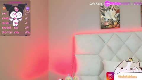 Snapshot of violettbloss chatting on October 1, 3:34 am Violeta online show from October 1, 3:34 am