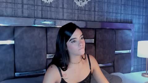 Snapshot of violettbrow chatting on October 11, 3:17 am Violettbrow online show from October 11, 3:17 am
