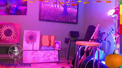 Snapshot of violetteminx chatting on October 13, 4:29 pm Violette online show from October 13, 4:29 pm