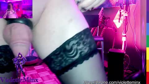 Snapshot of violetteminx chatting on March 28, 9:25 pm Violette online show from March 28, 9:25 pm