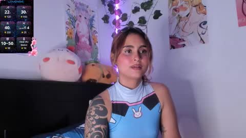 Violette  online show from January 16, 8:46 pm