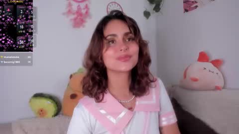 Violette  online show from October 30, 9:15 pm