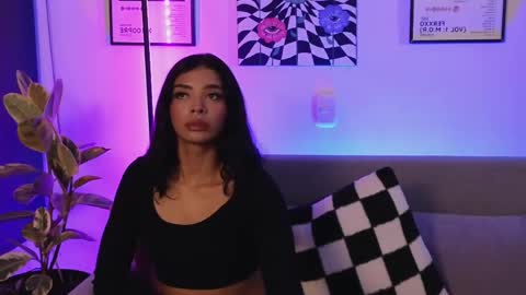 Violet online show from May 20, 1:56 am