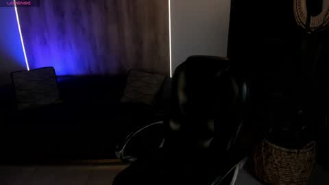 Violett  online show from January 12, 11:07 am