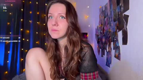 Snapshot of violettmo0n chatting on May 23, 5:45 am Next stream 1522026 400 GMT 3 online show from May 23, 5:45 am