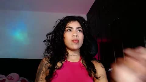 Snapshot of violetwitch05 chatting on September 13, 4:12 am Violet online show from September 13, 4:12 am