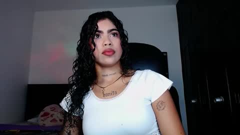 Snapshot of violetwitch05 chatting on September 14, 8:30 pm Violet online show from September 14, 8:30 pm