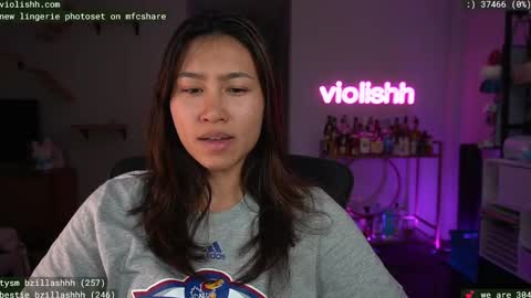 follow me on twitter violishh and ig violishh  online show from February 21, 2:50 am