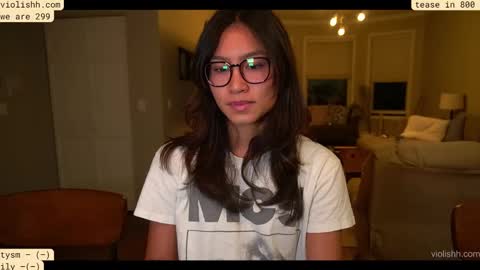 follow me on twitter violishh and ig violishh  online show from September 26, 12:36 am