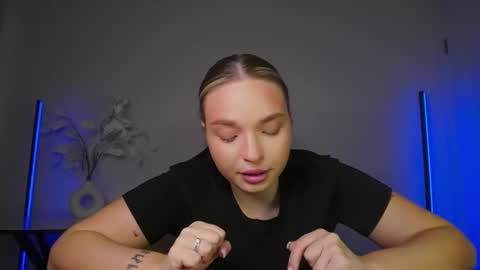 Violla online show from November 4, 12:48 pm