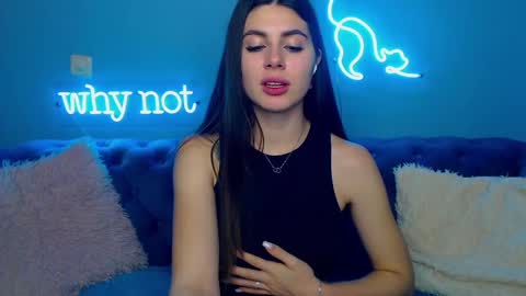 viollinalv online show from December 8, 8:41 am