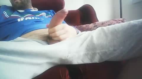 Snapshot of vip_daniele chatting on January 31, 9:16 am vip_daniele online show from January 31, 9:16 am