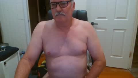 viper654321 online show from October 3, 8:33 am