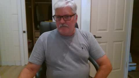 viper654321 online show from March 1, 7:54 am