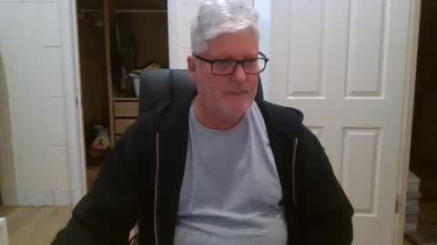 viper654321 online show from May 12, 7:05 am