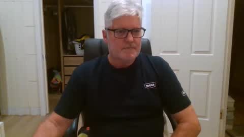 viper654321 online show from May 13, 8:01 am