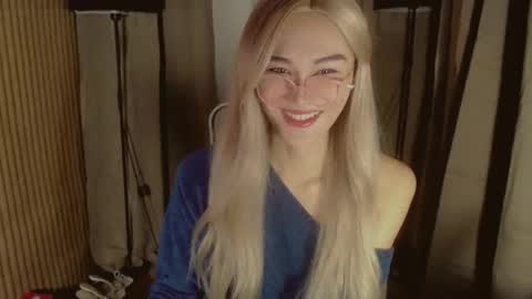 Pearl online show from October 11, 2:11 am