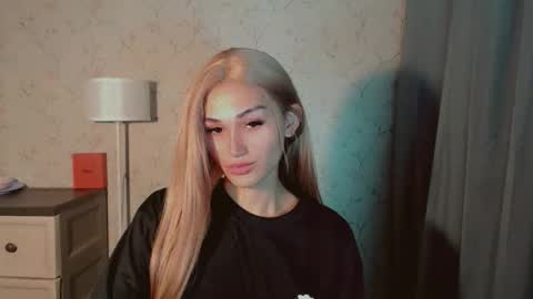 Pearl online show from November 30, 1:53 am