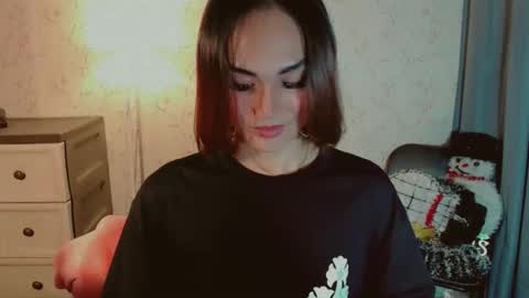 Pearl online show from December 16, 4:12 pm