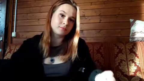 Snapshot of virgiehackney chatting on October 3, 1:30 pm Mia online show from October 3, 1:30 pm