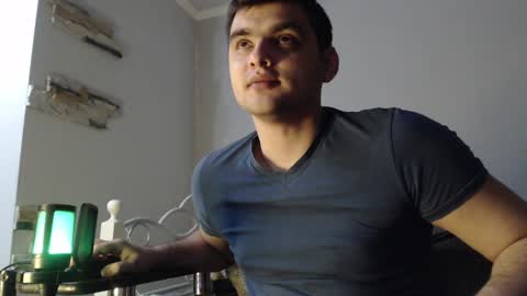 Snapshot of virgil____ chatting on January 10, 8:26 pm virgil____ online show from January 10, 8:26 pm