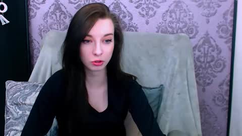VirginLuna online show from May 18, 7:20 pm