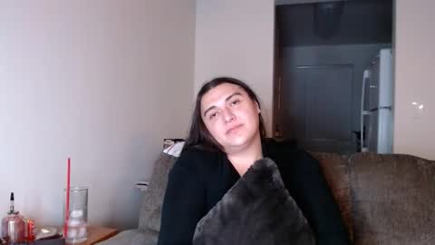 Snapshot of virgorian_enigma chatting on February 6, 4:21 am priscilla online show from February 6, 4:21 am