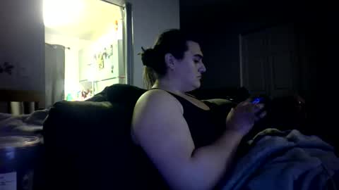 priscilla online show from December 18, 6:08 am